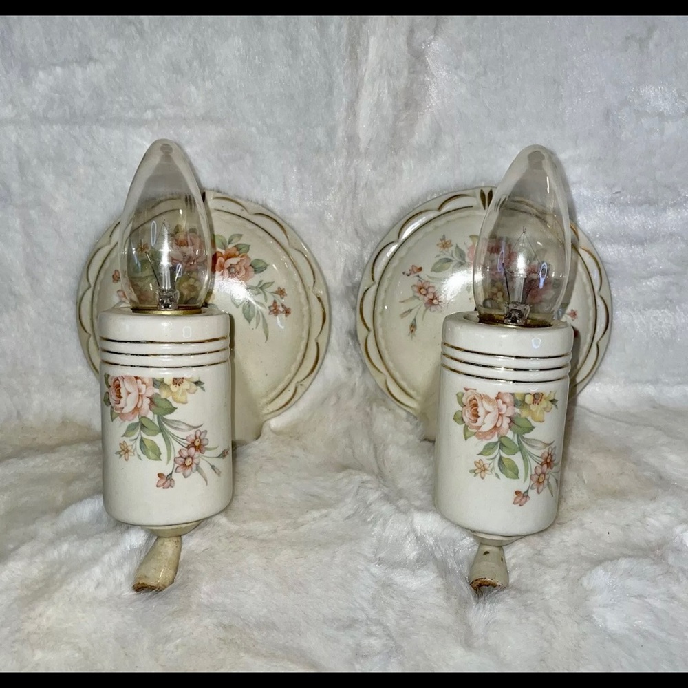 1940 vintage floral porcelain bathroom wall sconce lighting fixtures